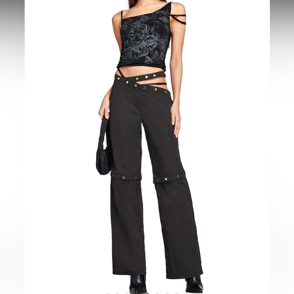 NWT I AM GIA SKARRA PANTS. Size small, perfect condition!!